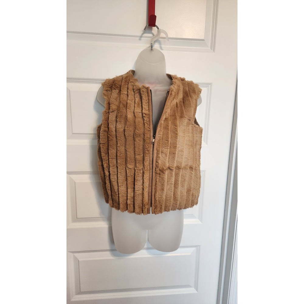 Cynthia Steffe Rabbit Fur Knit Back Vest Size Medium Tan Beige Zip Front - Picture 2 of 13